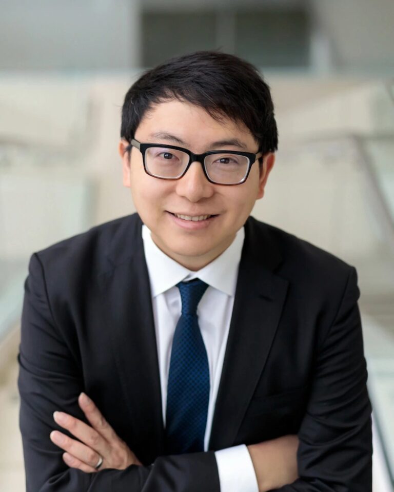 Prof. Dacheng Xiu